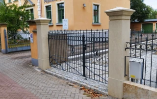 Zaun- und Toranlagen